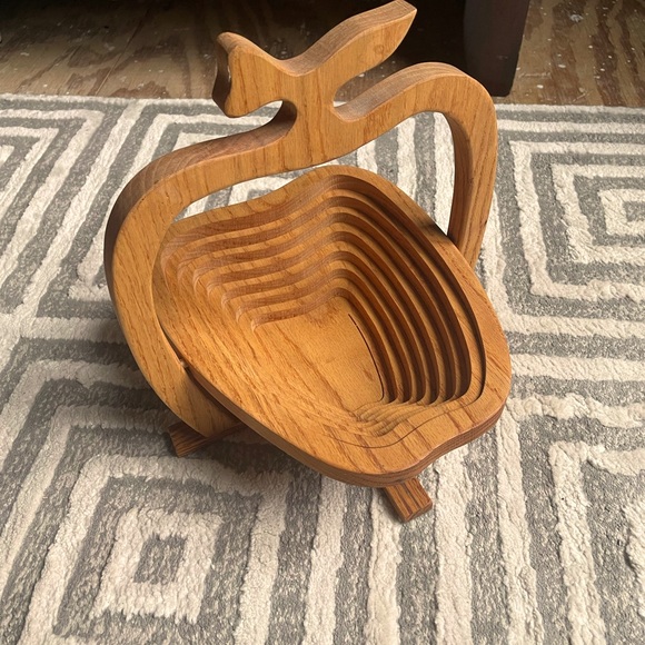 Apple Shaped Folding Collapsible Wooden Basket Fruit Bowl Trivet Farmhouse - Picture 2 of 3